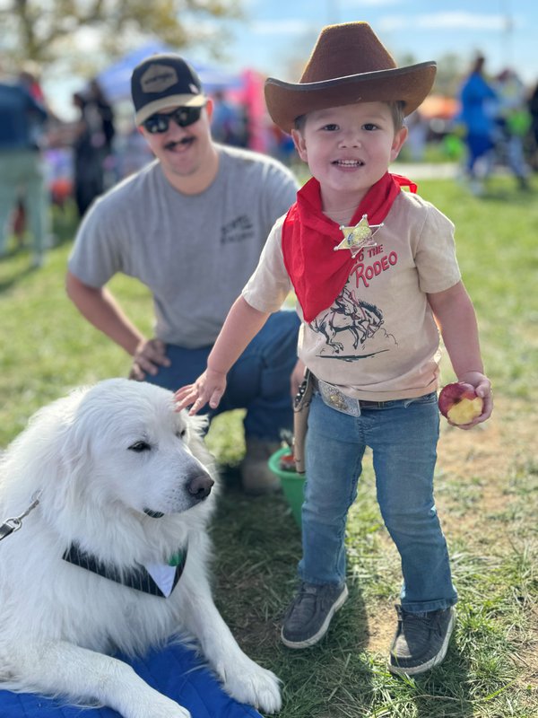 RealTalkBoo_Therapy dog Bo partners with Real Talk at Boo Off Broadway..jpg