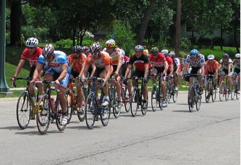 Riding-With-the-Pack-Tour-de-Grandview-Cycling-Classic.jpg